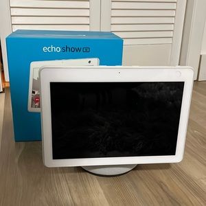 Echo Show 10